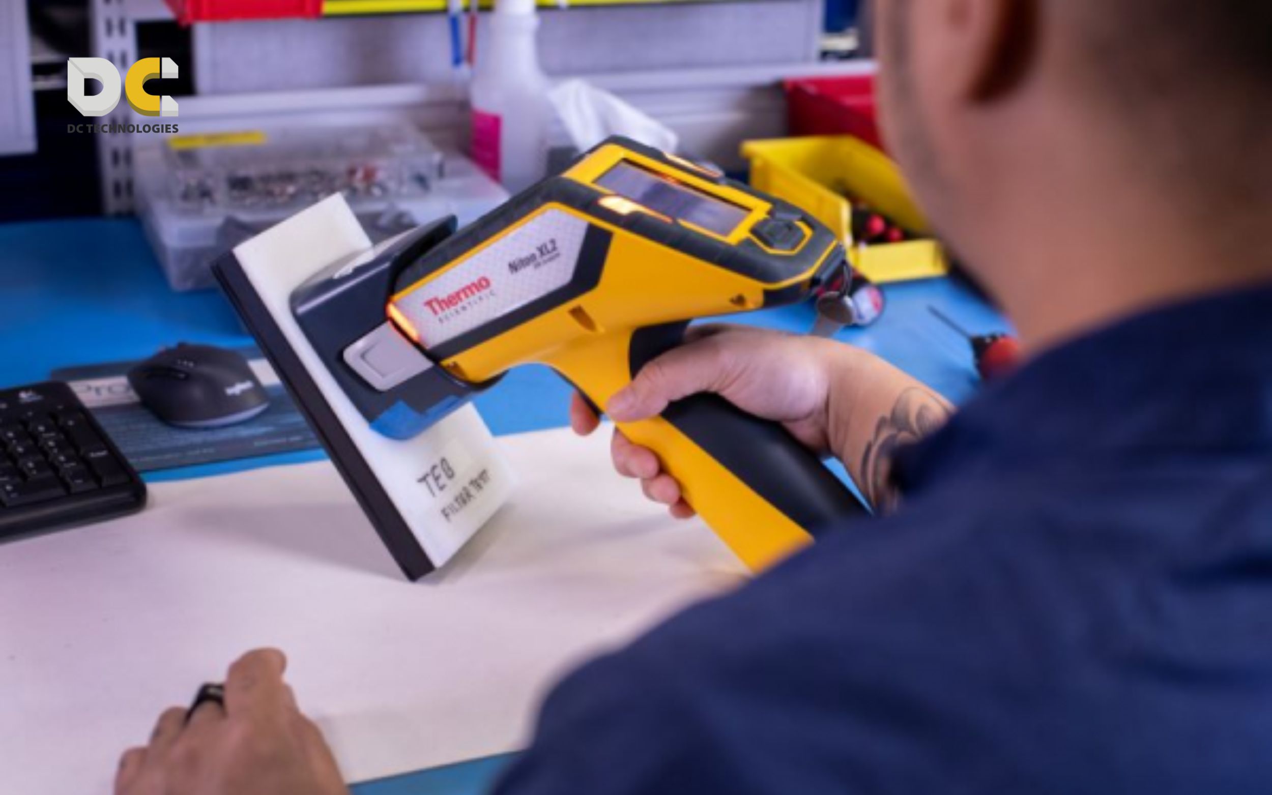 Máy phân tích kim loại Niton XL2